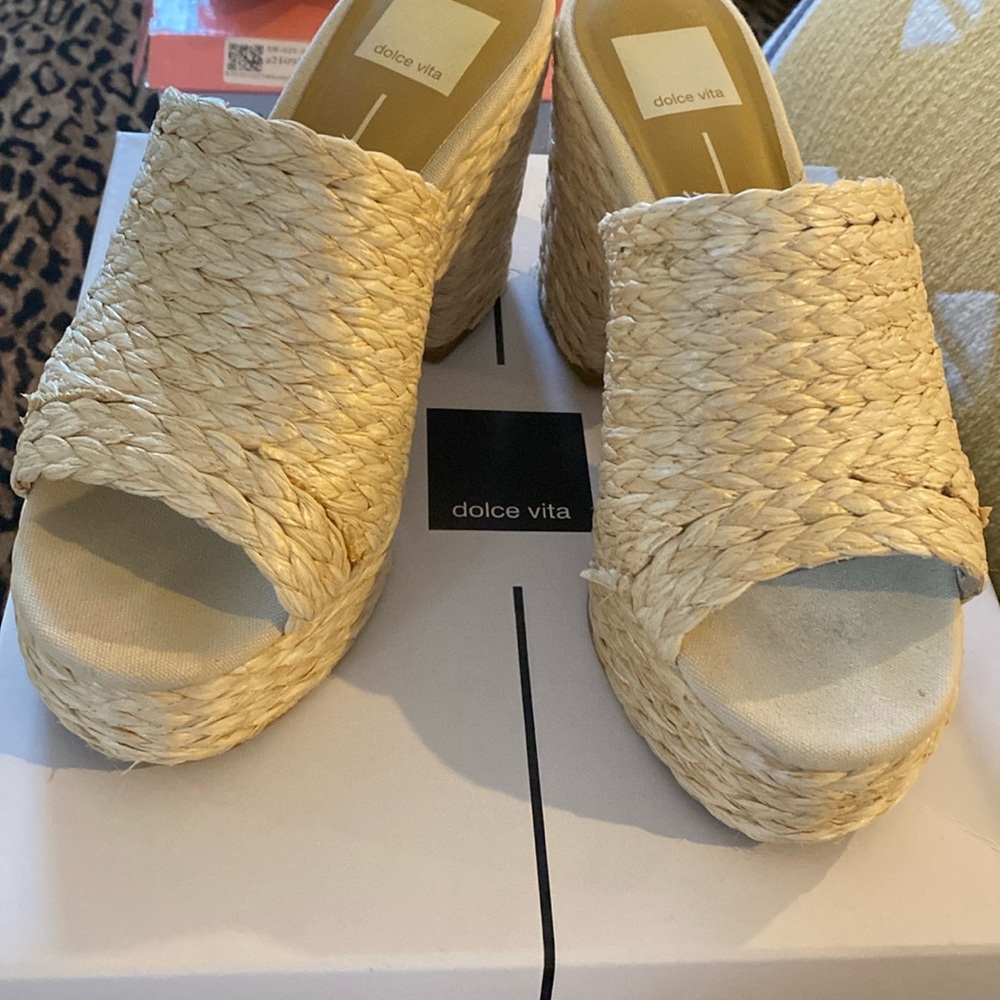 Dolce Vita Elora raffia platform slides. Worn once